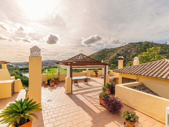 3 bedroom Penthouse for sale in Los Arqueros, Benahavís with pool garage - € 995,000 (Ref: 9413562)