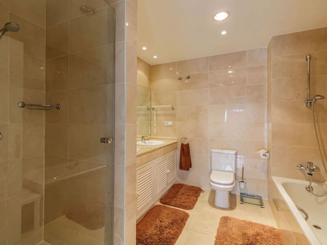 3 bedroom Penthouse for sale in Los Arqueros, Benahavís with pool garage - € 995,000 (Ref: 9413562)