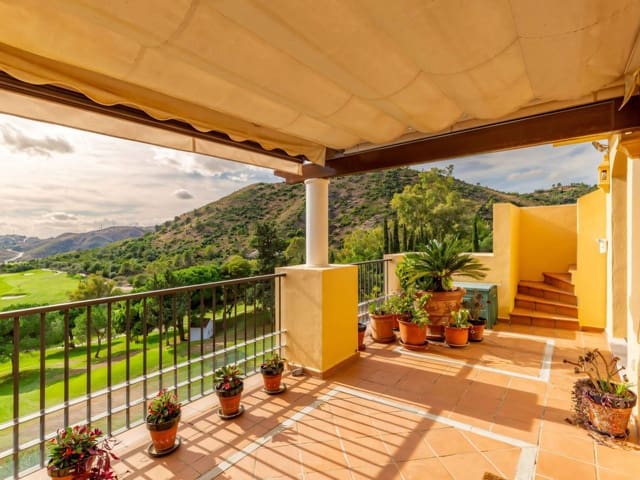 3 bedroom Penthouse for sale in Los Arqueros, Benahavís with pool garage - € 995,000 (Ref: 9413562)