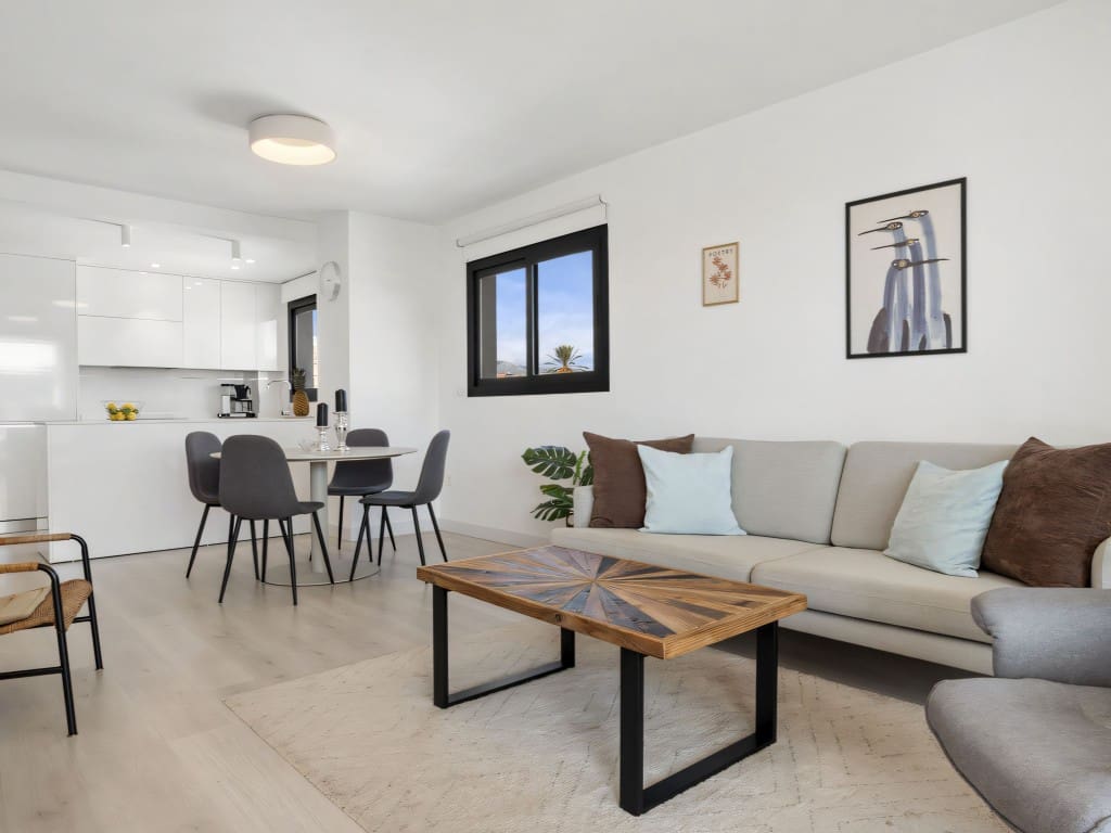 2 Zimmer Apartment zu verkaufen in Mijas Costa mit Pool - 485.000 € (Ref: 9415377)