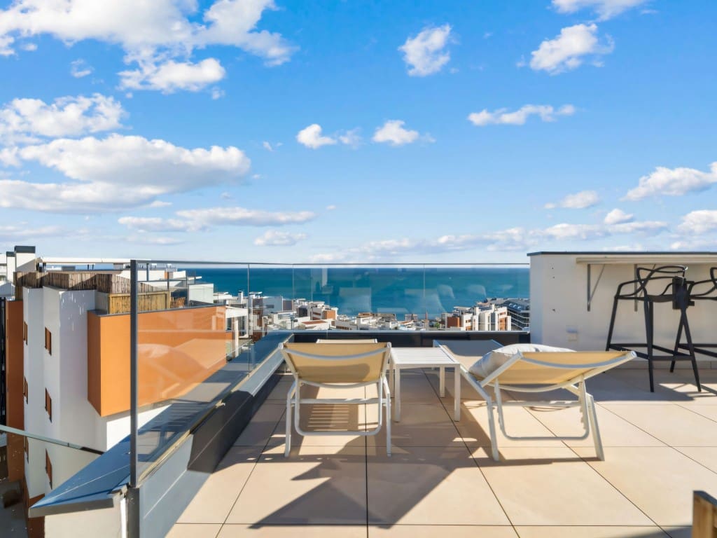 2 slaapkamer Penthouse te koop in Carvajal met zwembad garage - € 965.000 (Ref: 9415378)