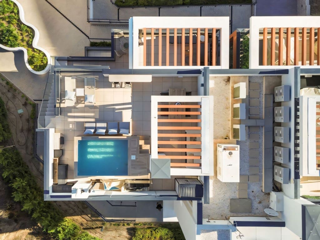 2 slaapkamer Penthouse te koop in Carvajal met zwembad garage - € 965.000 (Ref: 9415378)