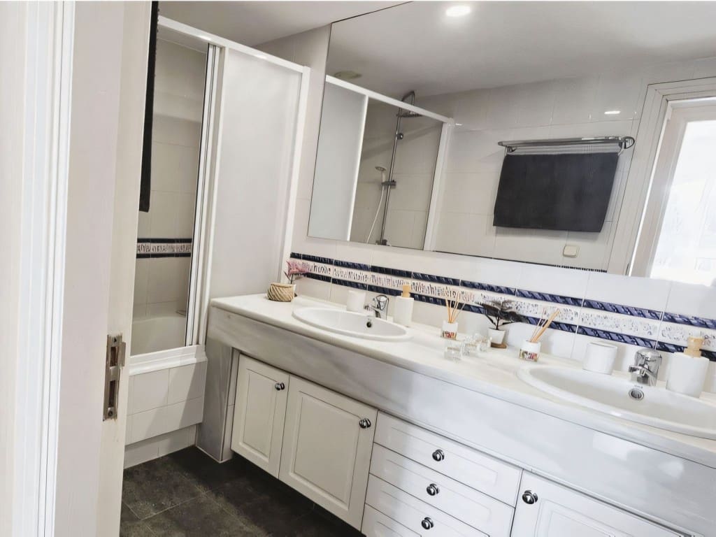 1 chambre Appartement à vendre à Mijas Golf avec piscine garage - 315 000 € (Ref: 9418821)