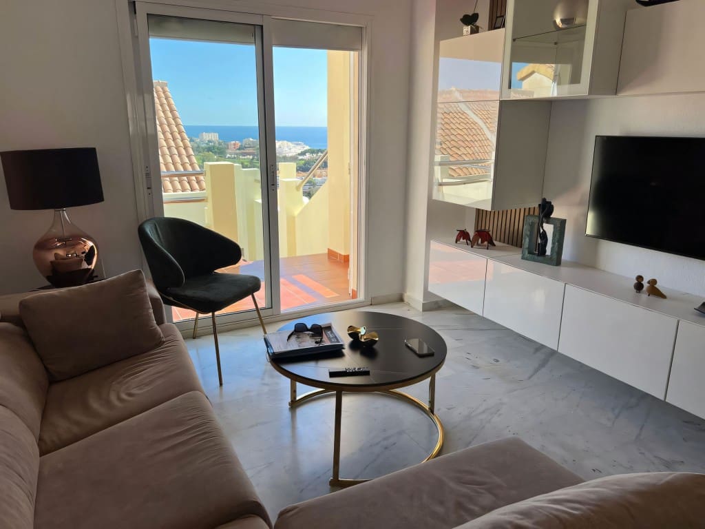 3 quarto Casa em Banda para venda em Torrequebrada com piscina garagem - 389 000 € (Ref: 9421817)