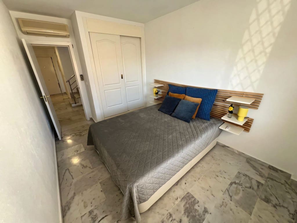 3 quarto Casa em Banda para venda em Torrequebrada com piscina garagem - 389 000 € (Ref: 9421817)