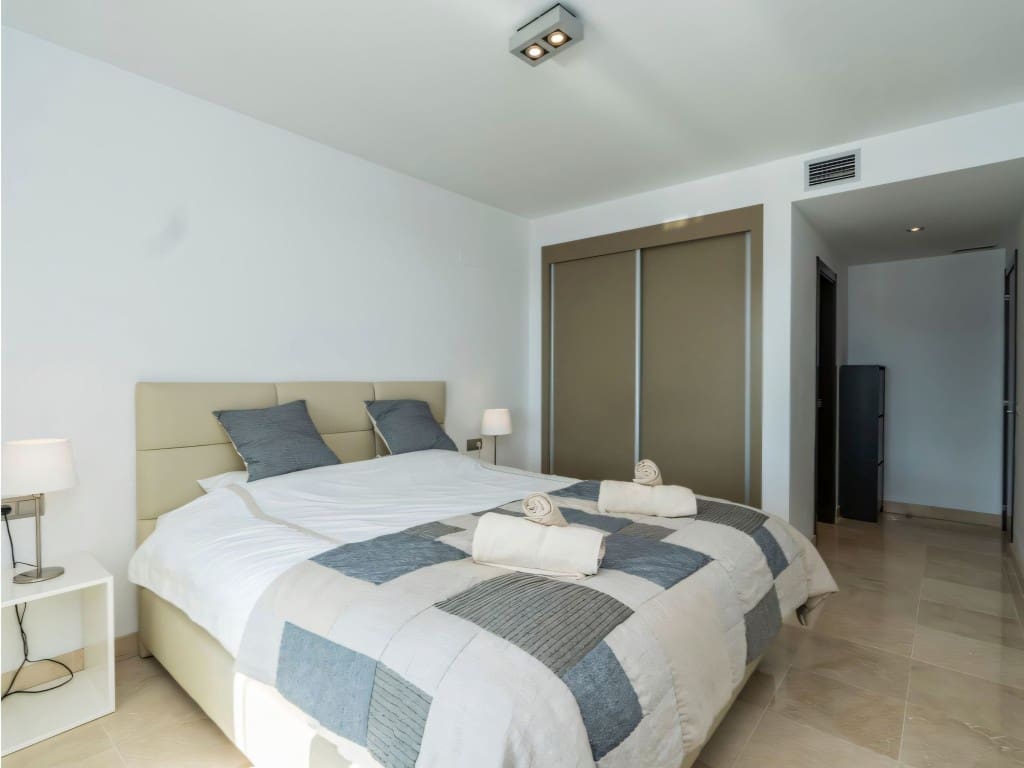 3 slaapkamer Appartement te koop in La Mairena met zwembad garage - € 439.000 (Ref: 9421819)