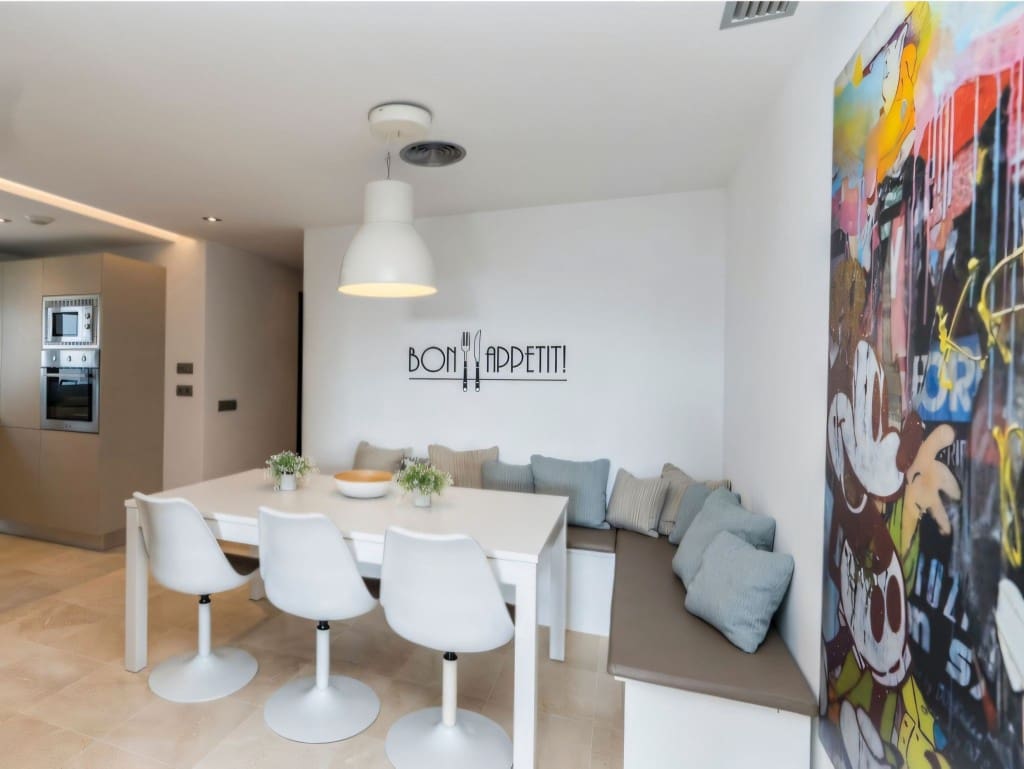 3 slaapkamer Appartement te koop in La Mairena met zwembad garage - € 439.000 (Ref: 9421819)