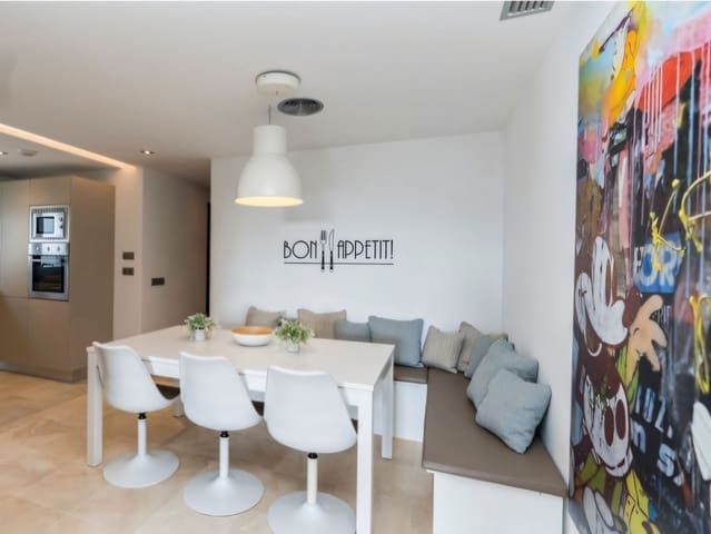 3 makuuhuone Huoneisto myytävänä paikassa La Mairena, Ojen mukana uima-altaan 
autotalli - 439 000 € (Ref: 9421819)