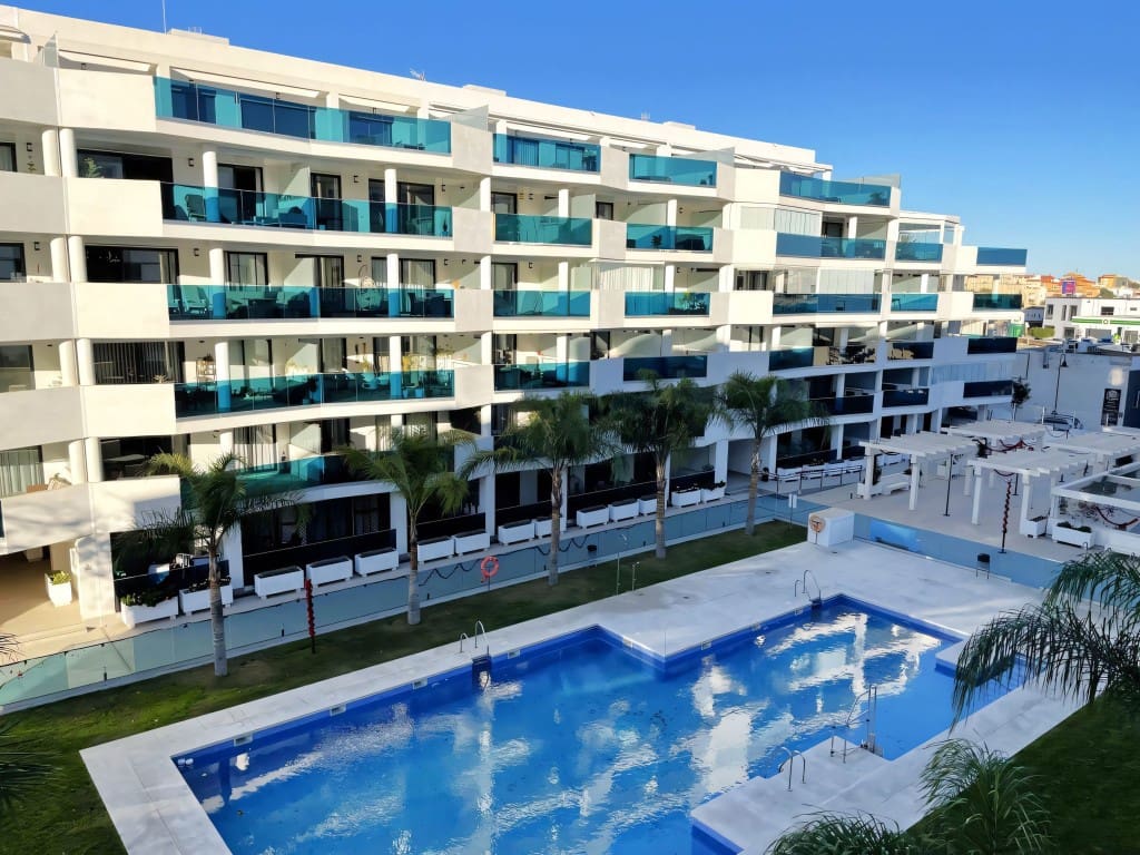 3 slaapkamer Appartement te koop in Mijas Costa met zwembad garage - € 499.900 (Ref: 9424257)
