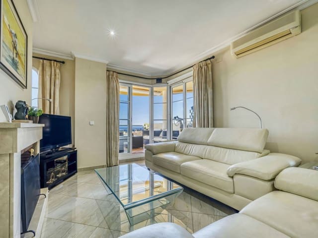 2 slaapkamer Appartement te koop in Nueva Andalucia, Marbella met zwembad - € 495.000 (Ref: 9425659)