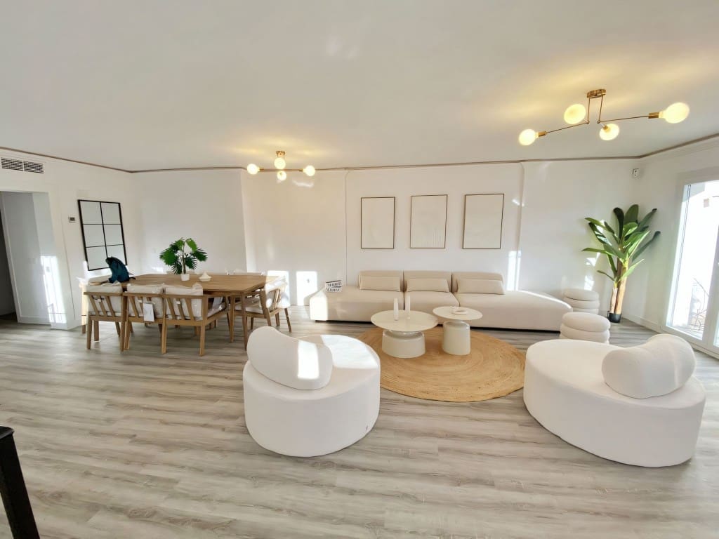 Apartamento de 4 habitaciones en Benahavís en venta - 579.000 € (Ref: 9425660)