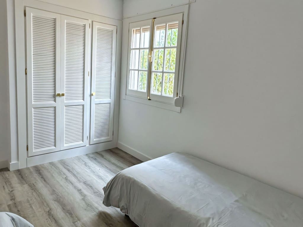 Apartamento de 4 habitaciones en Benahavís en venta - 579.000 € (Ref: 9425660)