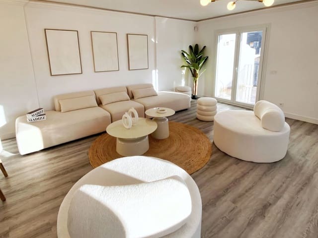 Apartamento de 4 habitaciones en Benahavís en venta - 579.000 € (Ref: 9425660)