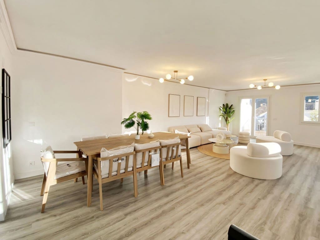 Apartamento de 4 habitaciones en Benahavís en venta - 579.000 € (Ref: 9425660)