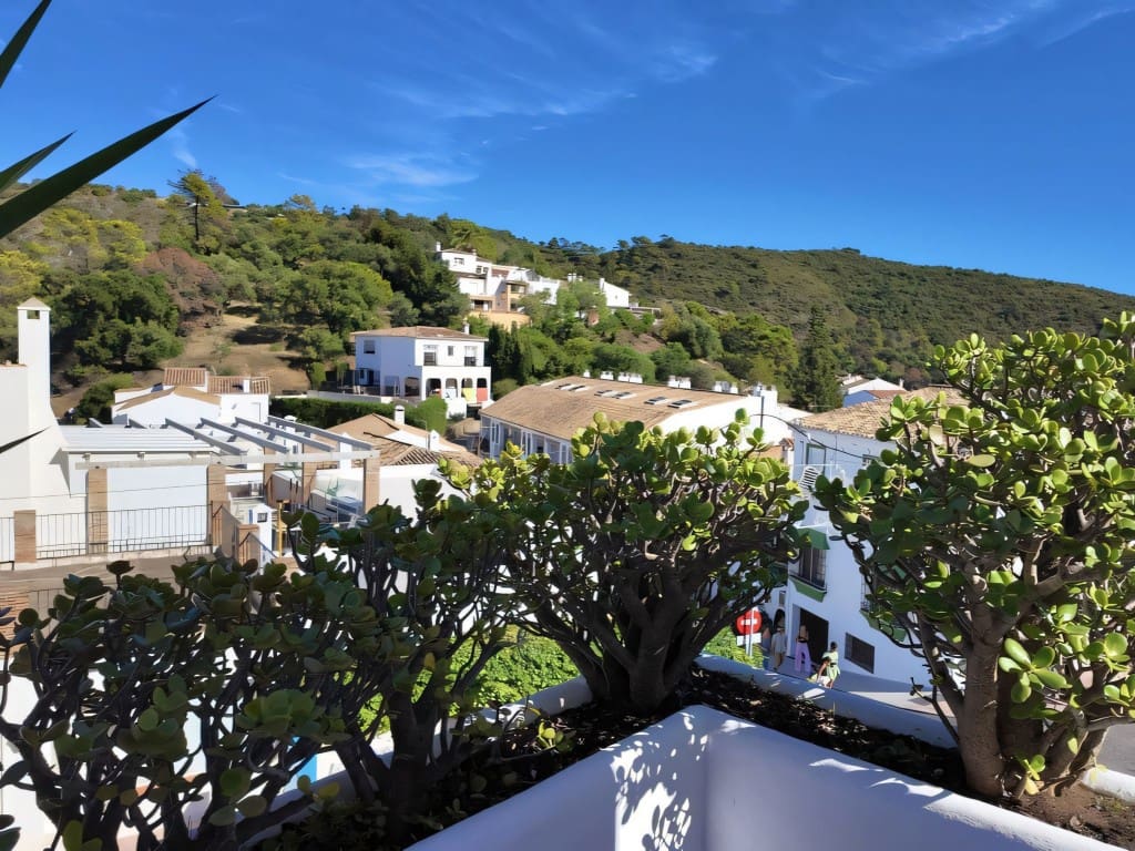 Apartamento de 4 habitaciones en Benahavís en venta - 579.000 € (Ref: 9425660)