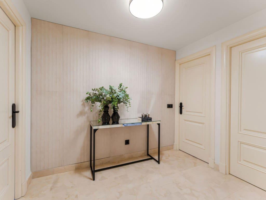 3 bedroom Apartment for sale in Golden Mile with pool - € 1,150,000 (Ref: 9426850)