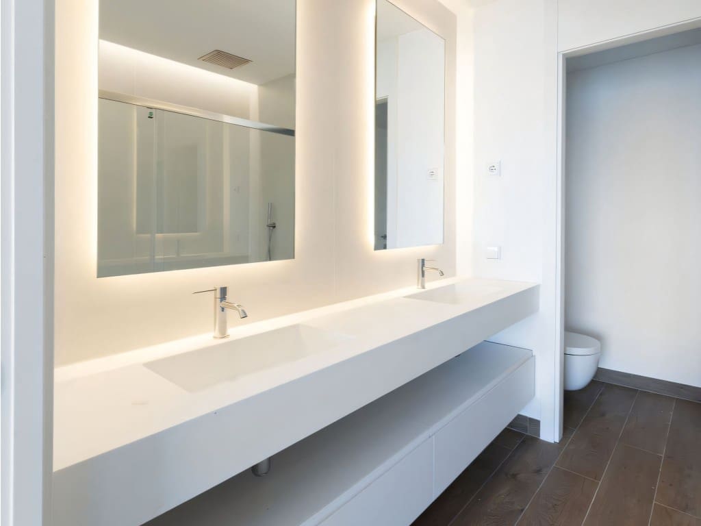 4 bedroom Villa for sale in Benalmadena with pool garage - € 2,100,000 (Ref: 9426851)