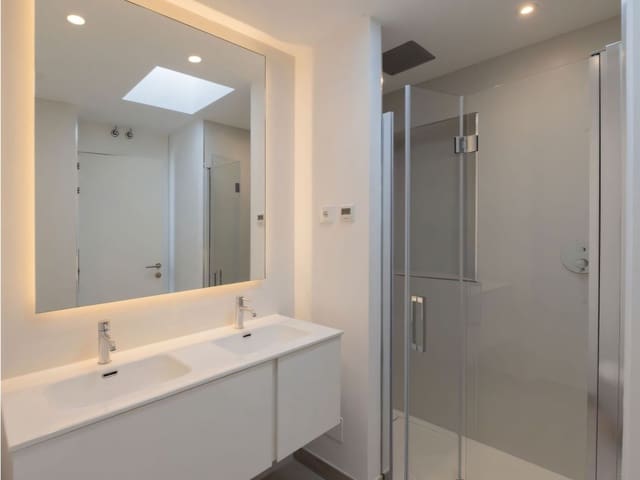 4 chambre Villa/Maison à vendre à Benalmádena avec piscine garage - 2 100 000 € (Ref: 9426851)