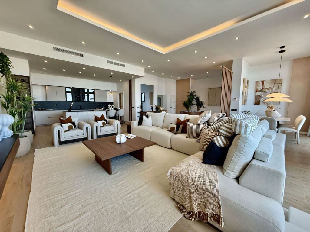 4 sypialnia Willa na sprzedaż w Benalmadena z basenem garażem - 1 695 000 € (Ref: 9430743)