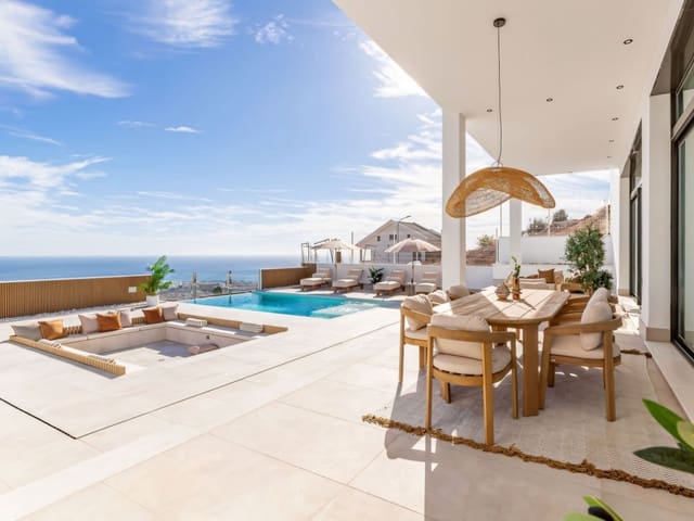 4 sypialnia Willa na sprzedaż w Benalmádena z basenem garażem - 1 695 000 € (Ref: 9430743)