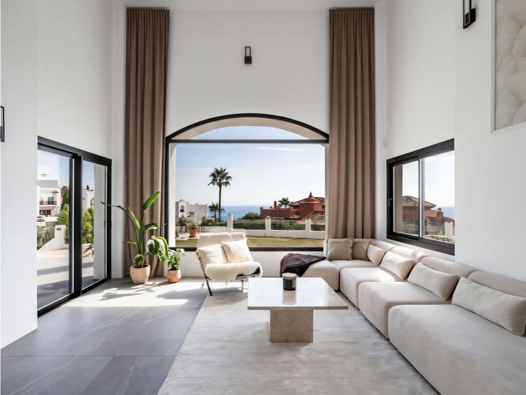 4 slaapkamer Villa te koop in Benalmadena Costa met zwembad garage - € 2.495.000 (Ref: 9432986)