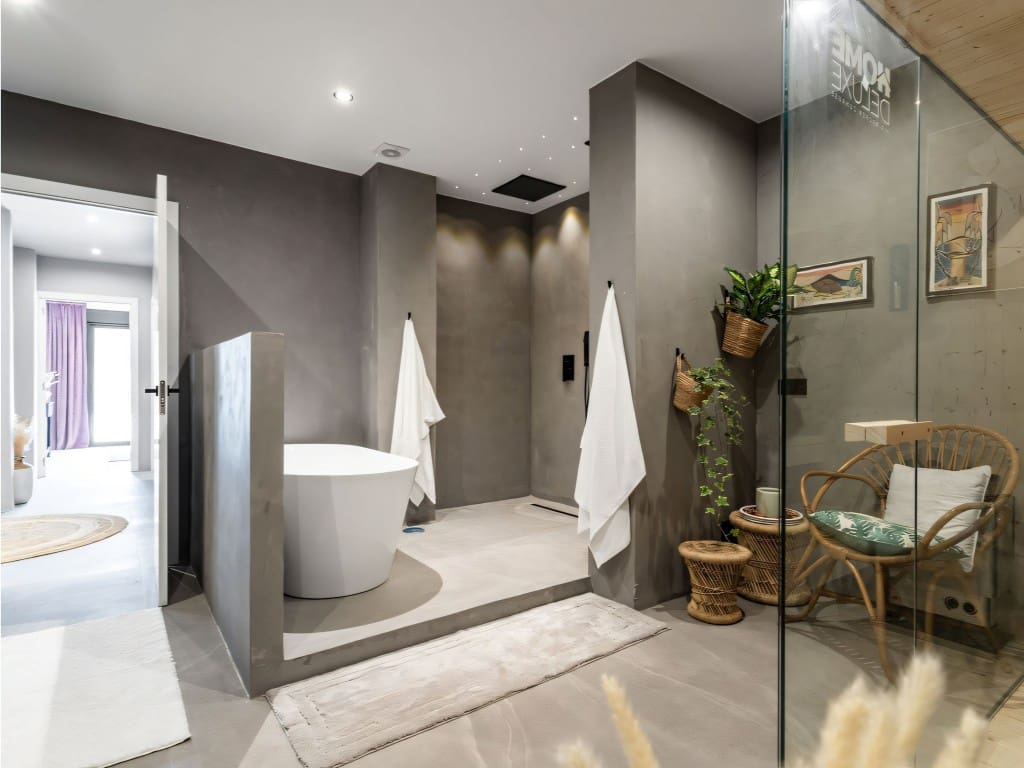 4 slaapkamer Villa te koop in Benalmadena Costa met zwembad garage - € 2.495.000 (Ref: 9432986)