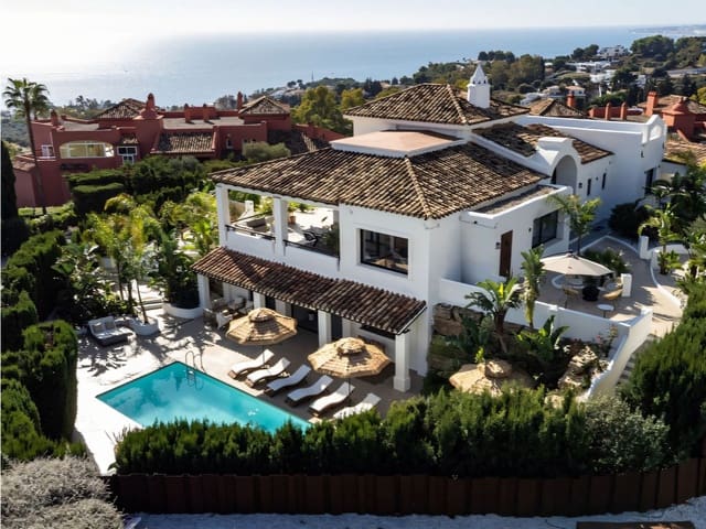 4 slaapkamer Villa te koop in Benalmadena Costa, Benalmádena met zwembad garage - € 2.495.000 (Ref: 9432986)