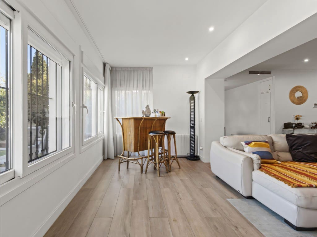 4 slaapkamer Villa te koop in San Pedro de Alcantara met zwembad garage - € 1.450.000 (Ref: 9432987)