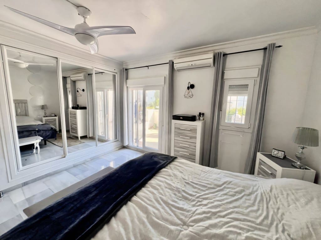 3 chambre Maison de Ville à vendre à El Paraiso avec piscine garage - 495 000 € (Ref: 9432988)