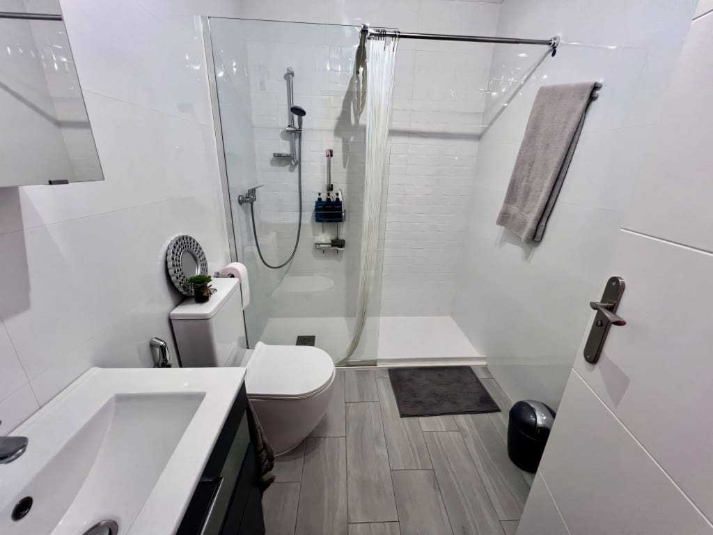 3 chambre Maison de Ville à vendre à El Paraiso avec piscine garage - 495 000 € (Ref: 9432988)