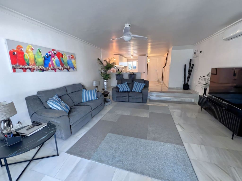 3 chambre Maison de Ville à vendre à El Paraiso avec piscine garage - 495 000 € (Ref: 9432988)