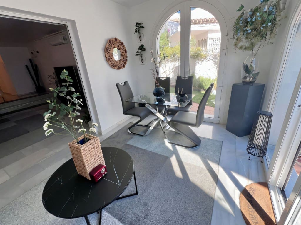 3 chambre Maison de Ville à vendre à El Paraiso avec piscine garage - 495 000 € (Ref: 9432988)