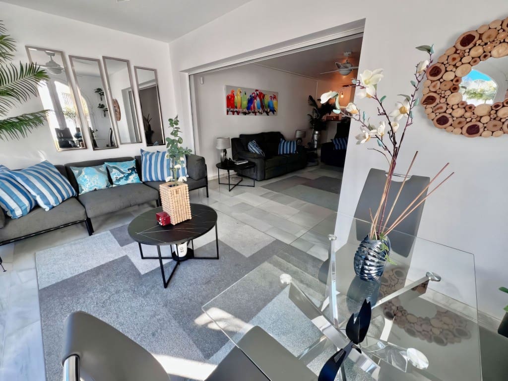 3 chambre Maison de Ville à vendre à El Paraiso avec piscine garage - 495 000 € (Ref: 9432988)