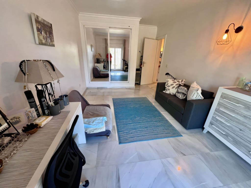 3 chambre Maison de Ville à vendre à El Paraiso avec piscine garage - 495 000 € (Ref: 9432988)