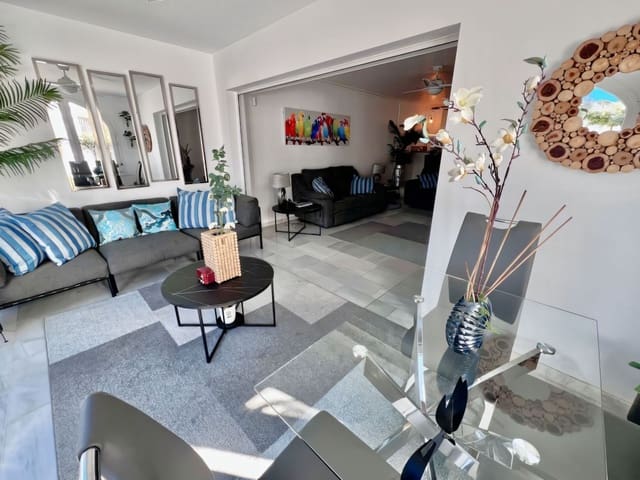 3 chambre Maison de Ville à vendre à El Paraiso, Estepona avec piscine garage - 495 000 € (Ref: 9432988)