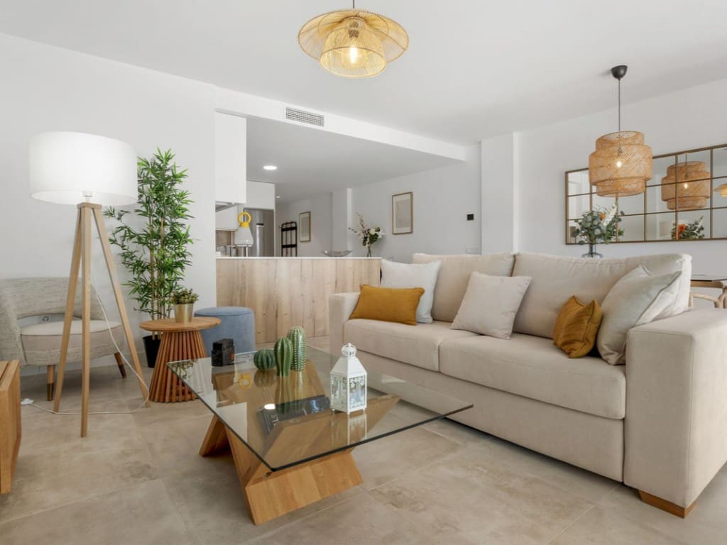 3 quarto Apartamento para venda em Estepona com piscina - 749 000 € (Ref: 9441232)