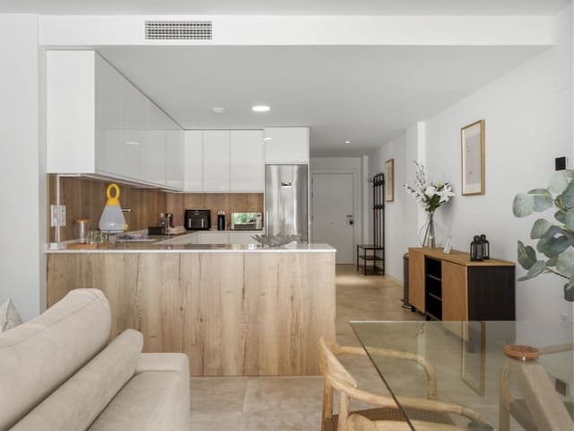 3 quarto Apartamento para venda em Estepona com piscina - 749 000 € (Ref: 9441232)