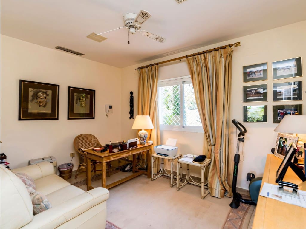 4 chambre Villa/Maison à vendre à Elviria avec piscine garage - 4 995 000 € (Ref: 9441753)