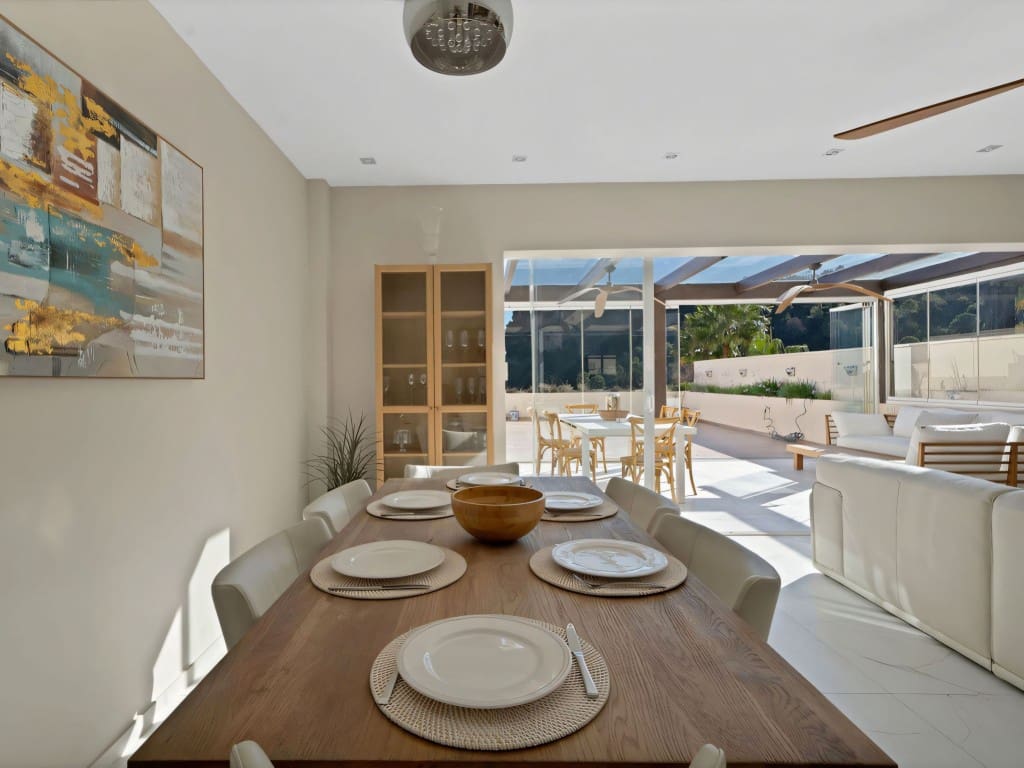 5 Zimmer Haus zu verkaufen in Benahavis mit Pool Garage - 729.000 € (Ref: 9443031)