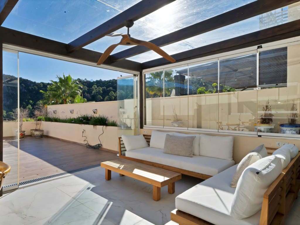 5 Zimmer Haus zu verkaufen in Benahavis mit Pool Garage - 729.000 € (Ref: 9443031)