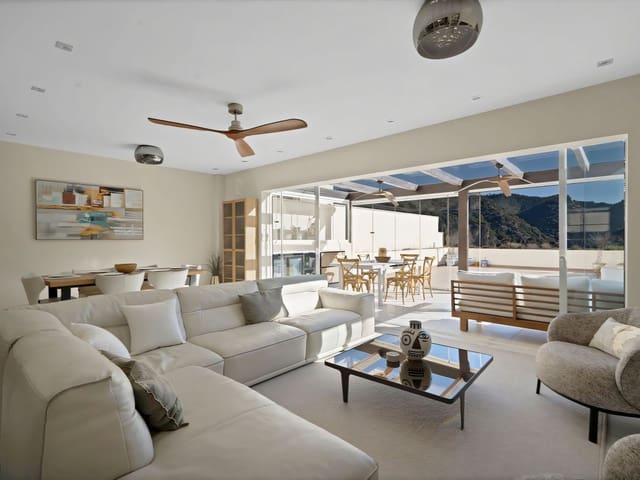 5 Zimmer Haus zu verkaufen in Benahavís mit Pool Garage - 729.000 € (Ref: 9443031)