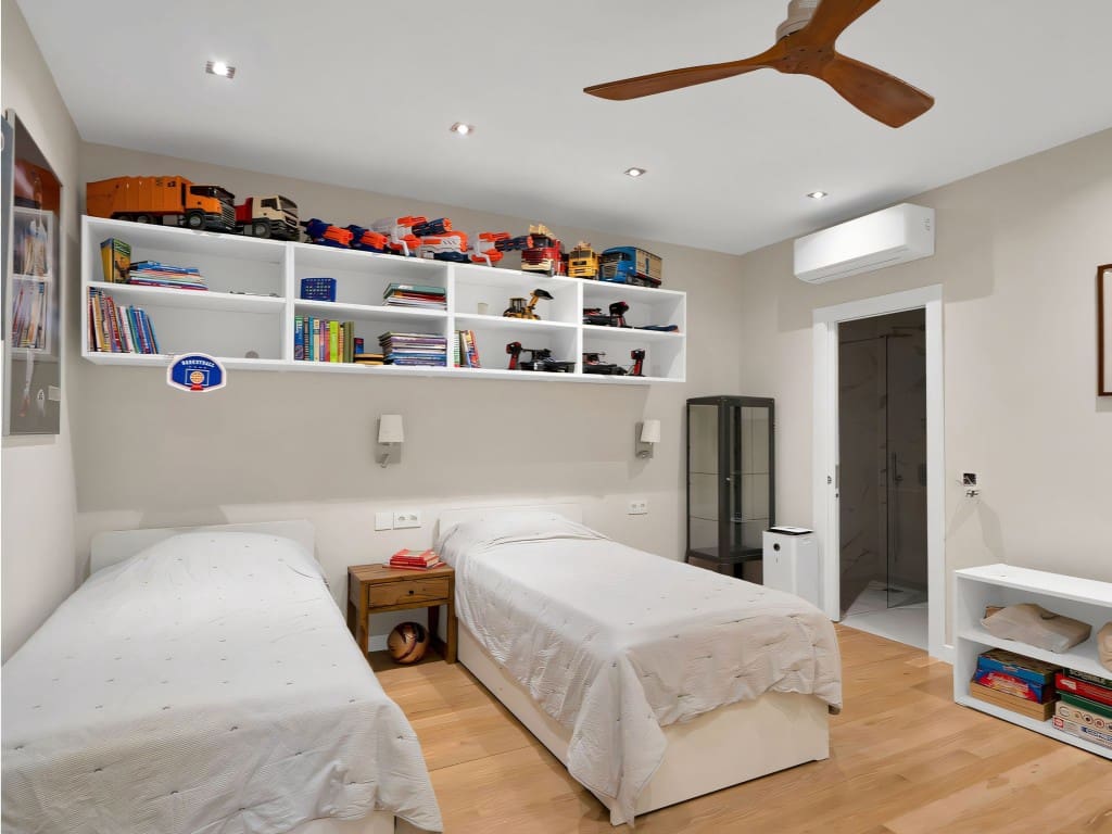 5 Zimmer Haus zu verkaufen in Benahavis mit Pool Garage - 729.000 € (Ref: 9443031)