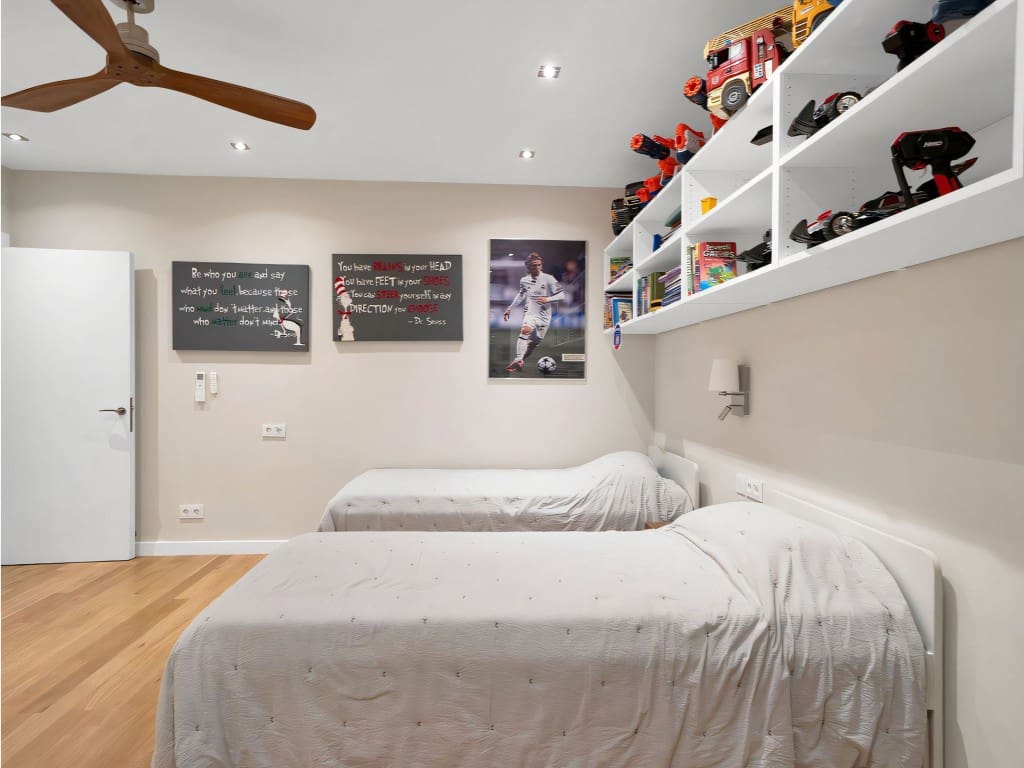 5 Zimmer Haus zu verkaufen in Benahavis mit Pool Garage - 729.000 € (Ref: 9443031)