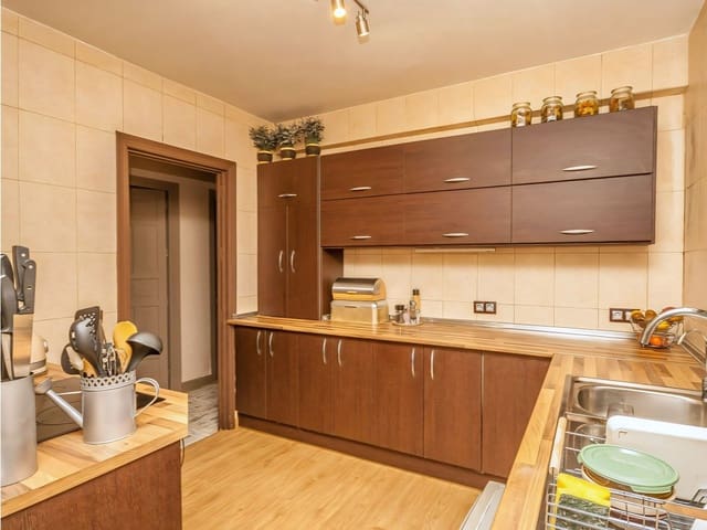 5 sovrum Villa till salu i Elviria, Marbella - 1 095 000 € (Ref: 9443032)