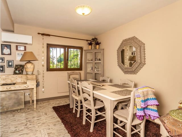 5 sovrum Villa till salu i Elviria, Marbella - 1 095 000 € (Ref: 9443032)