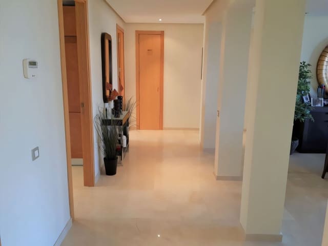 3 chambre Penthouse à vendre à La Cala de Mijas, Mijas avec piscine - 595 000 € (Ref: 9443033)