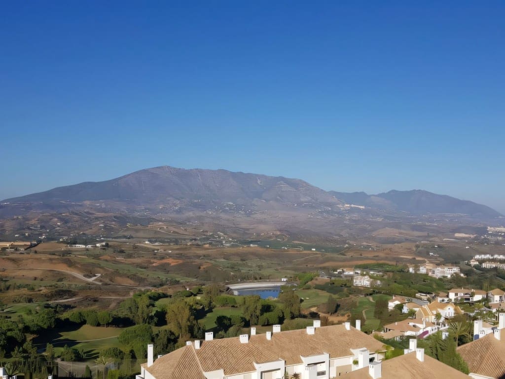 3 chambre Penthouse à vendre à La Cala de Mijas avec piscine - 595 000 € (Ref: 9443033)