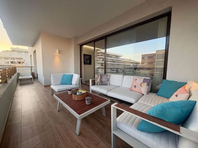 Apartamento de 4 habitaciones en Marbella Centro, Marbella en venta - 1.100.000 € (Ref: 9443034)