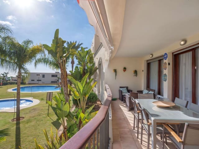 3 slaapkamer Appartement te koop in Los Monteros, Marbella met zwembad - € 549.000 (Ref: 9445750)