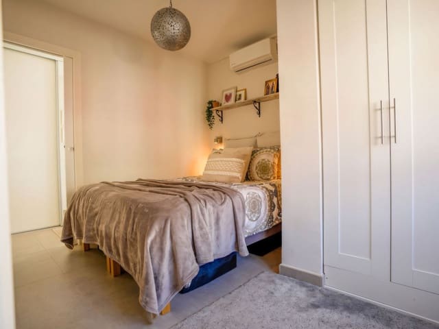 Ático de 1 habitación en Marbella Centro, Marbella en venta con piscina - 450.000 € (Ref: 9445751)